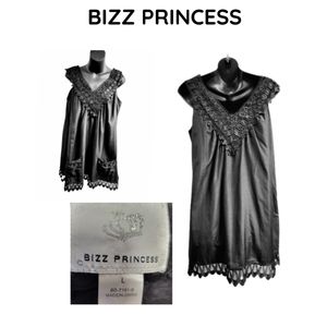 BIZZ PRINCESS BLACK SLEEVELESS DESIGNER TUNIC